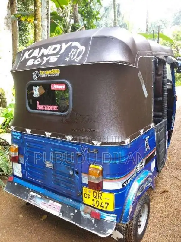 Bajaj 4 Stroke 2008 Three Wheel (Used)