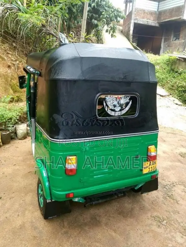 Bajaj RE 2013 Three Wheel (Used)