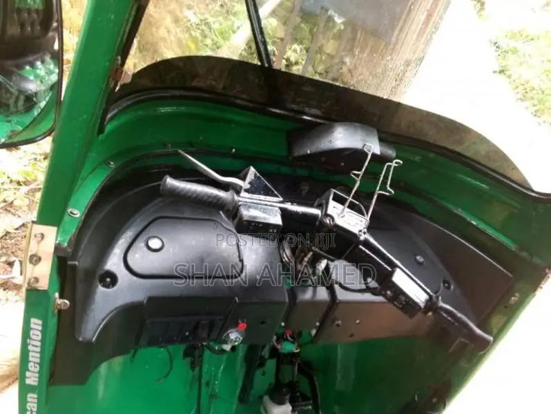 Bajaj RE 2013 Three Wheel (Used)