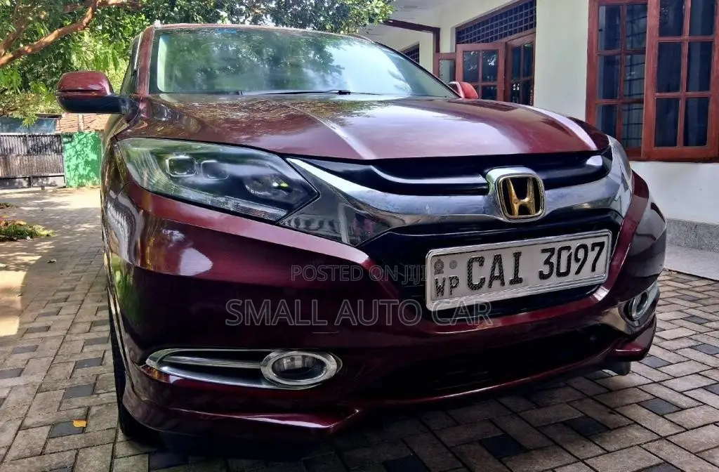 Honda Vezel 2015 SUV (Used)