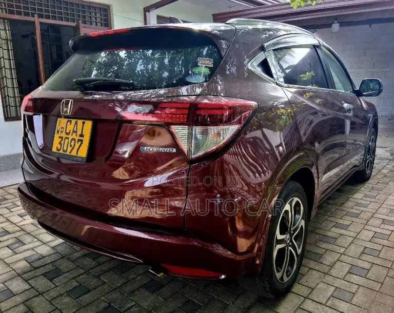 Honda Vezel 2015 SUV (Used)