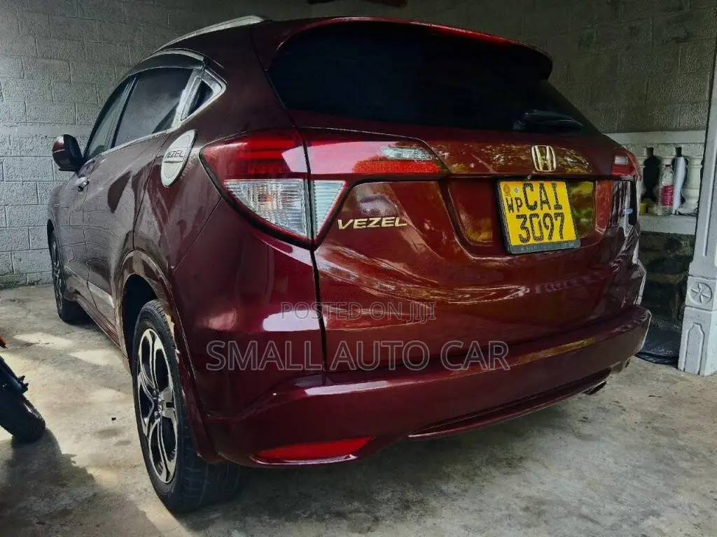 Honda Vezel 2015 SUV (Used)