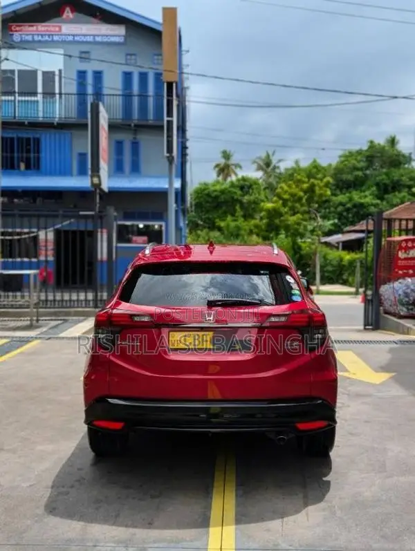 Honda Vezel 2018 SUV (Used)