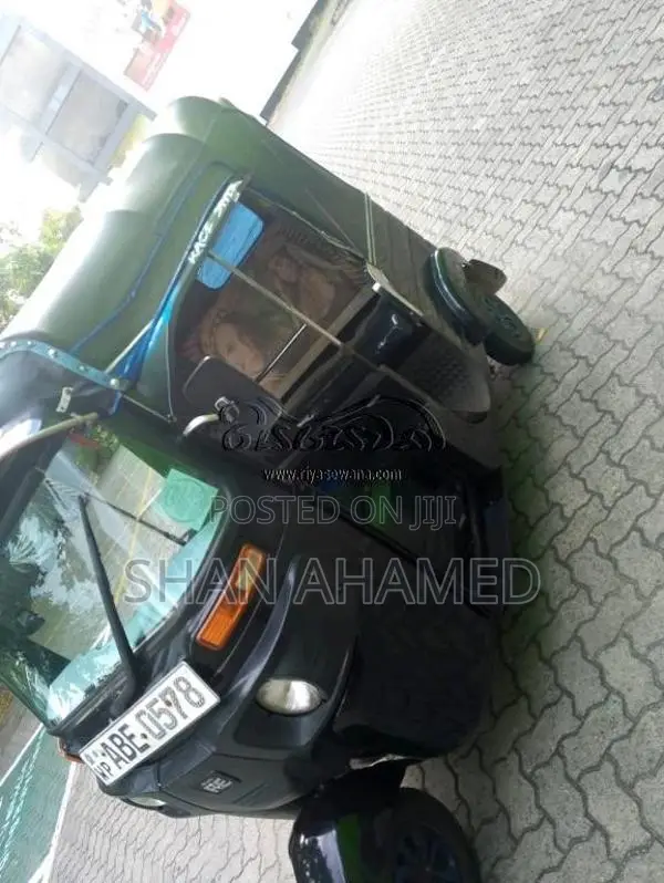 Bajaj RE 2015 Three Wheel (Used)