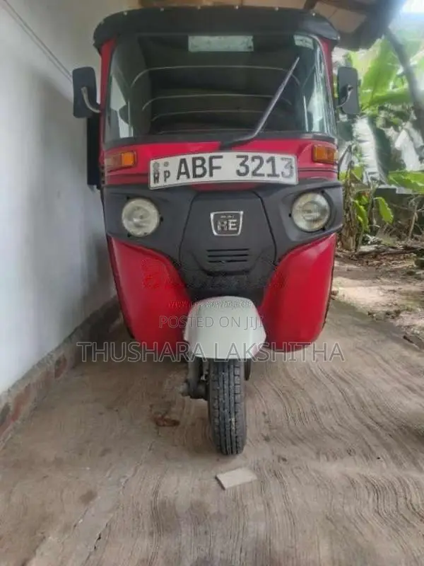 Bajaj 4 Stroke 2015 Three Wheel (Used)