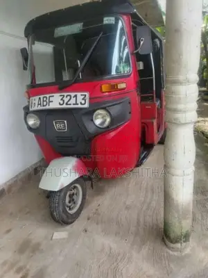 Bajaj 4 Stroke 2015 Three Wheel (Used)