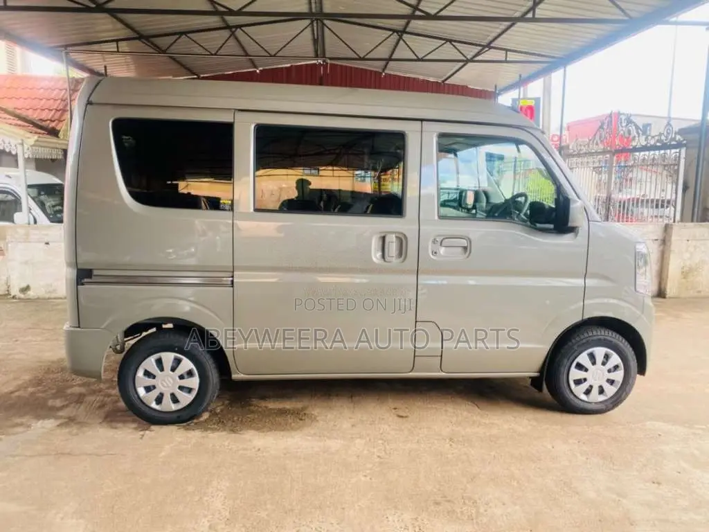 Suzuki Every JOIN 0Km SAFETY 2025 Van Unregistered (Recondition)