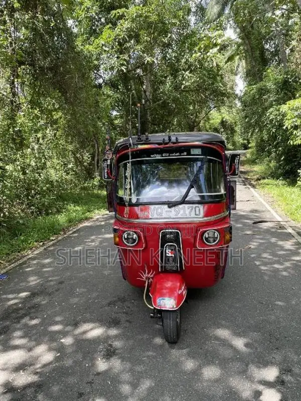 Bajaj RE 2012 Three Wheel (Used)