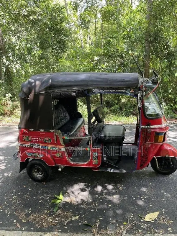 Bajaj RE 2012 Three Wheel (Used)
