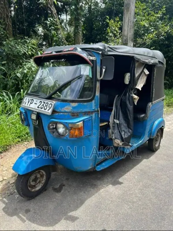 Bajaj RE 2011 Three Wheel (Used)