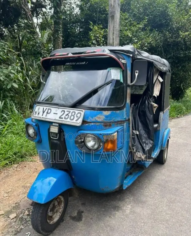 Bajaj RE 2011 Three Wheel (Used)