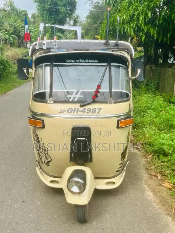 Bajaj 2 stroke 2001 Three Wheel (Used)