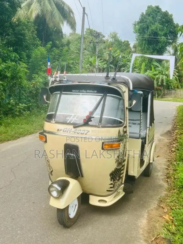 Bajaj 2 stroke 2001 Three Wheel (Used)