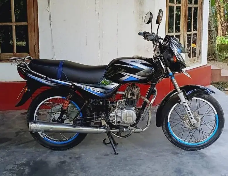 Bajaj CT-100 2011 Motorbike (Used)