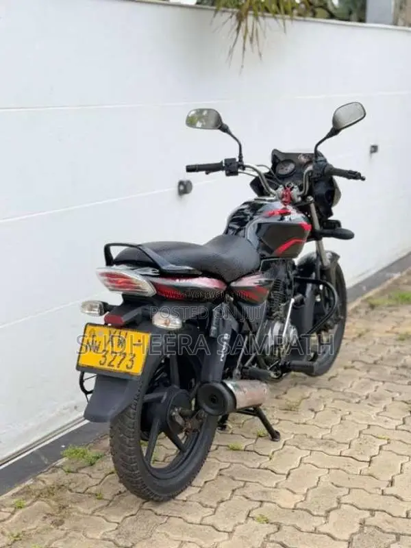 Bajaj Discover 2012 Motorbike (Used)