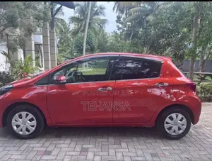 Toyota VITZ 2016 Car (Used)