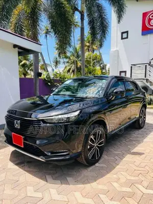 Honda Vezel 2023 SUV (Used)