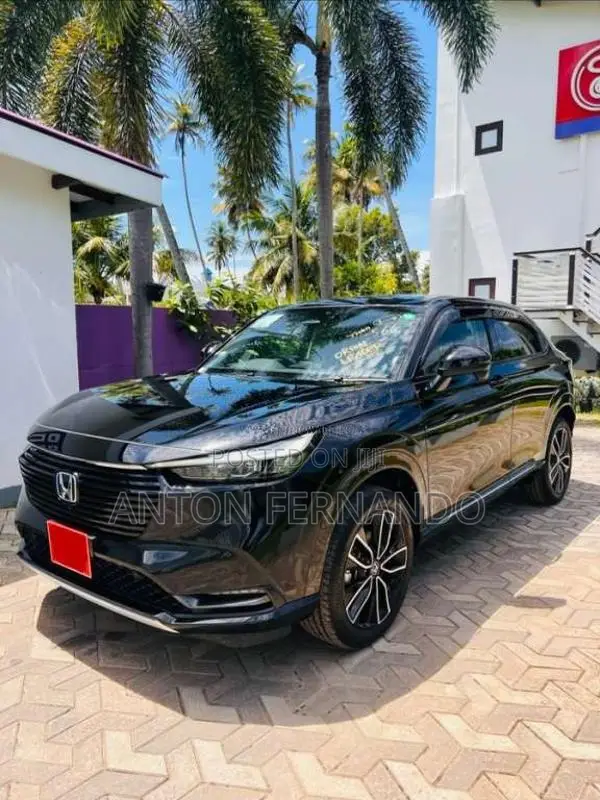 Honda Vezel 2023 SUV (Used)