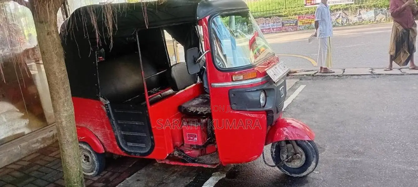 Bajaj RE 2015 Three Wheel (Used)