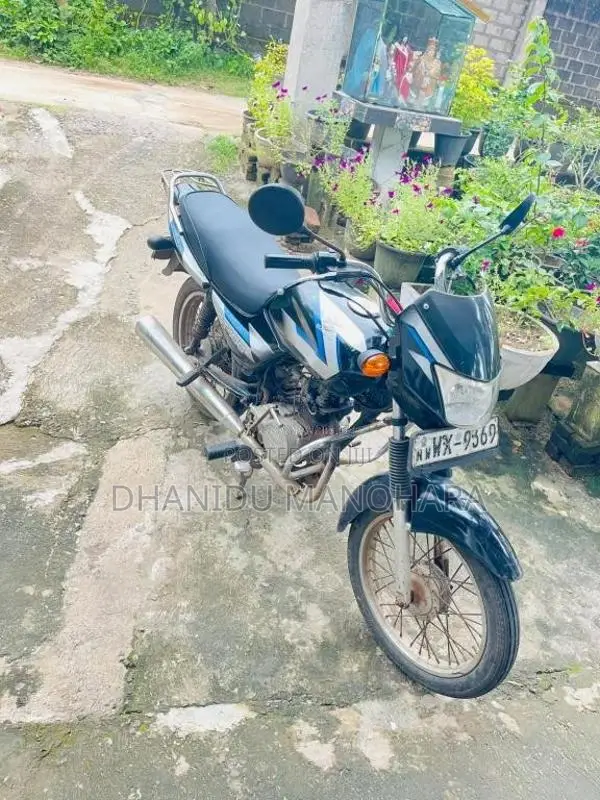 Bajaj CT-100 2011 Motorbike (Used)