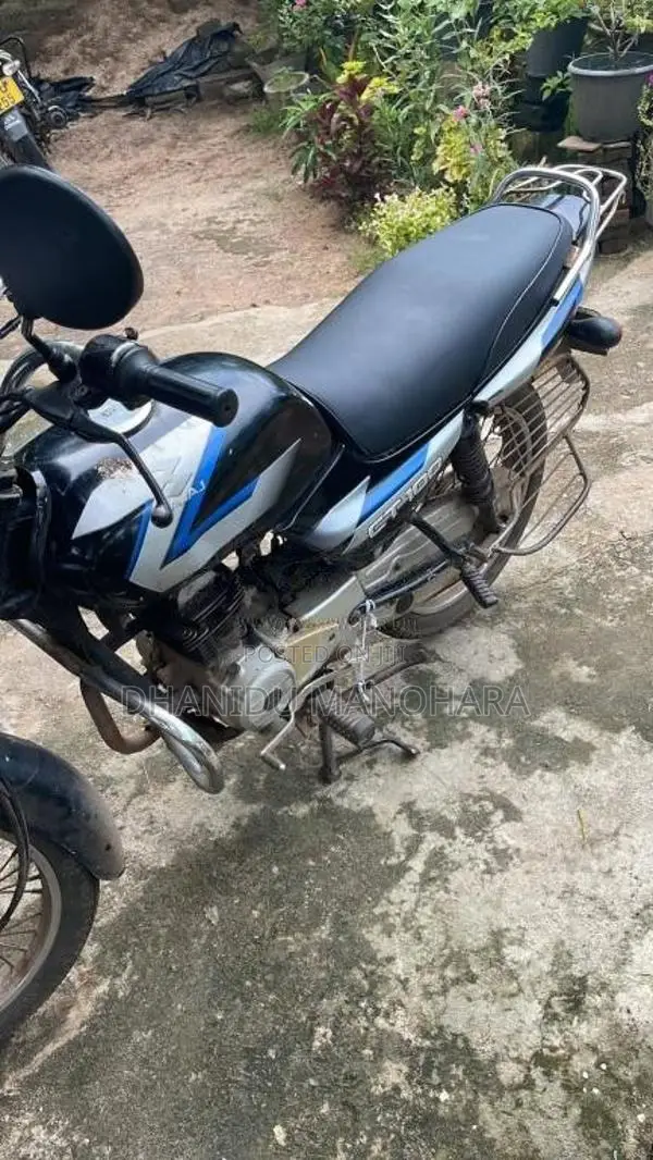 Bajaj CT-100 2011 Motorbike (Used)