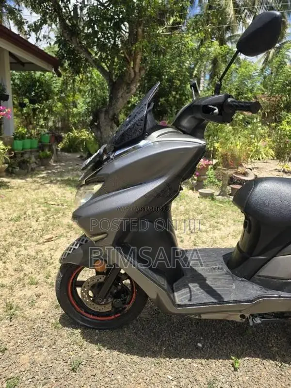 Suzuki Burgman 125 On Light BIS 2020 Motorbike (Used)