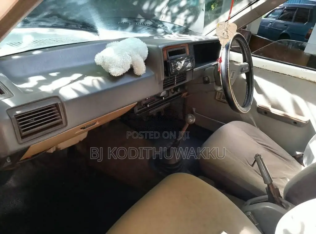 Toyota Corolla DX Wagon KE72 1987 Car (Used)