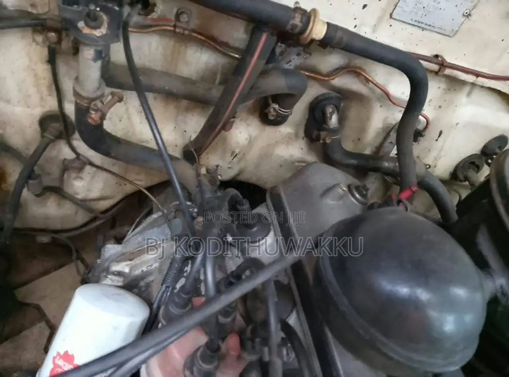 Toyota Corolla DX Wagon KE72 1987 Car (Used)