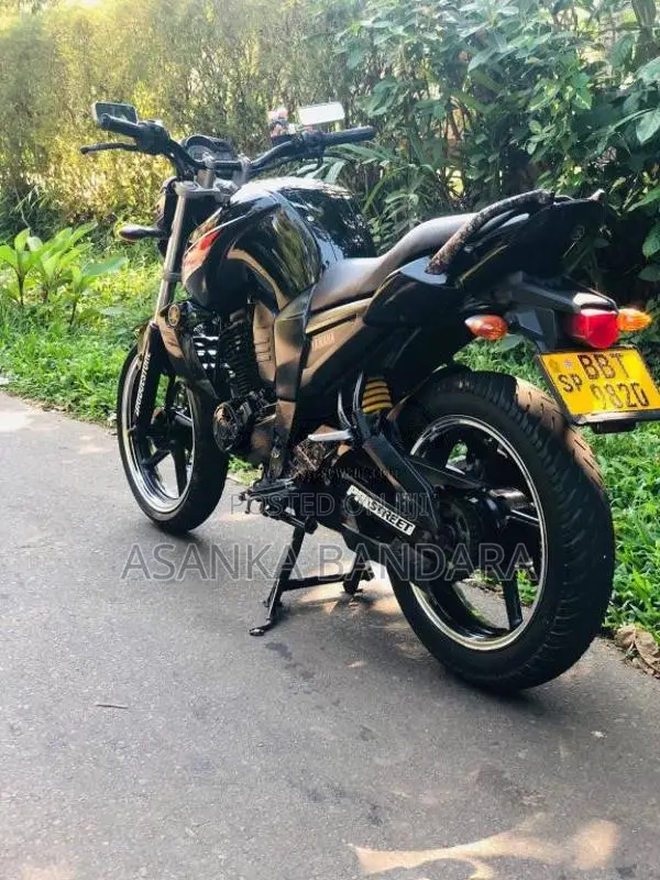 Yamaha Fz V1 2015 Motorbike (Used)