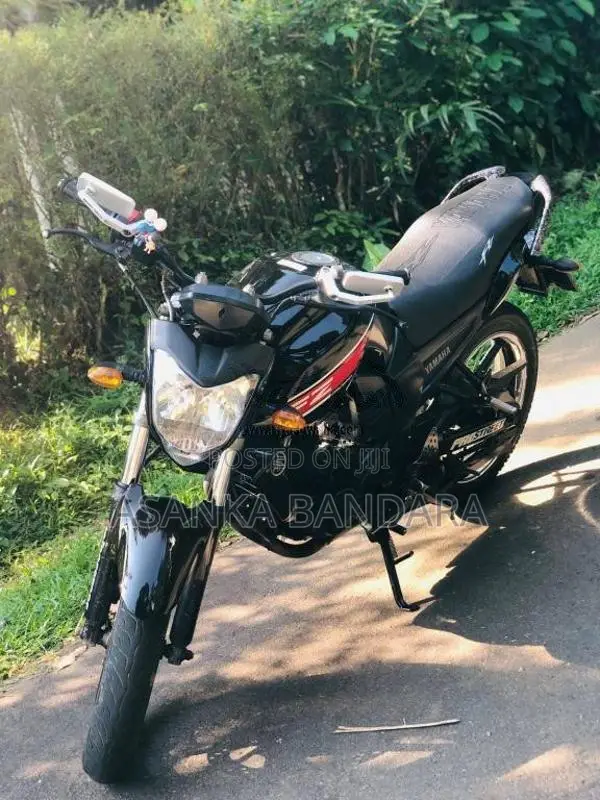 Yamaha Fz V1 2015 Motorbike (Used)