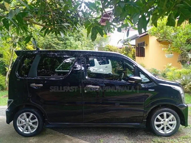 Suzuki Wagon R Stingray 2018 Car (Used)