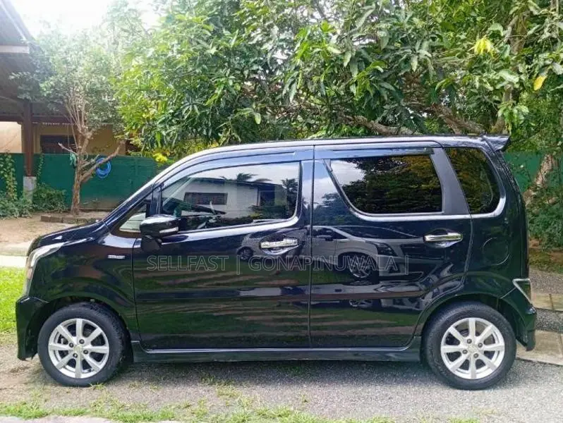 Suzuki Wagon R Stingray 2018 Car (Used)