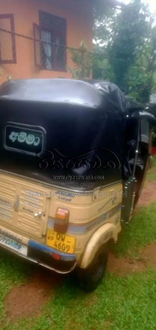 Bajaj 4 Stroke 2009 Three Wheel (Used)