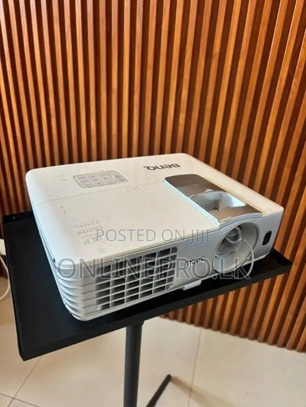 BenQ W1070 – Premium Full HD Home Theater Experience