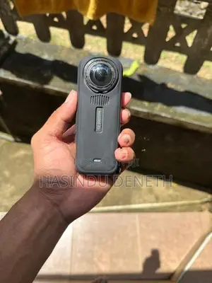 Insta 360 x5