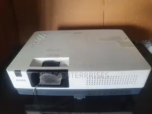 Sanyo VGA Projectors
