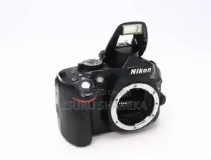Nikon D5200 Fullset With Sigma 10-20mm Lens