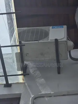 Midea 24,000 BTU Air Conditioners Non Inverter