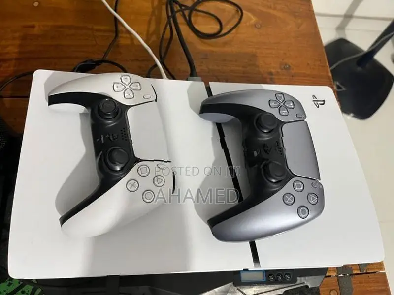 Sony PS5 Slim Disc Edition + 12 Games