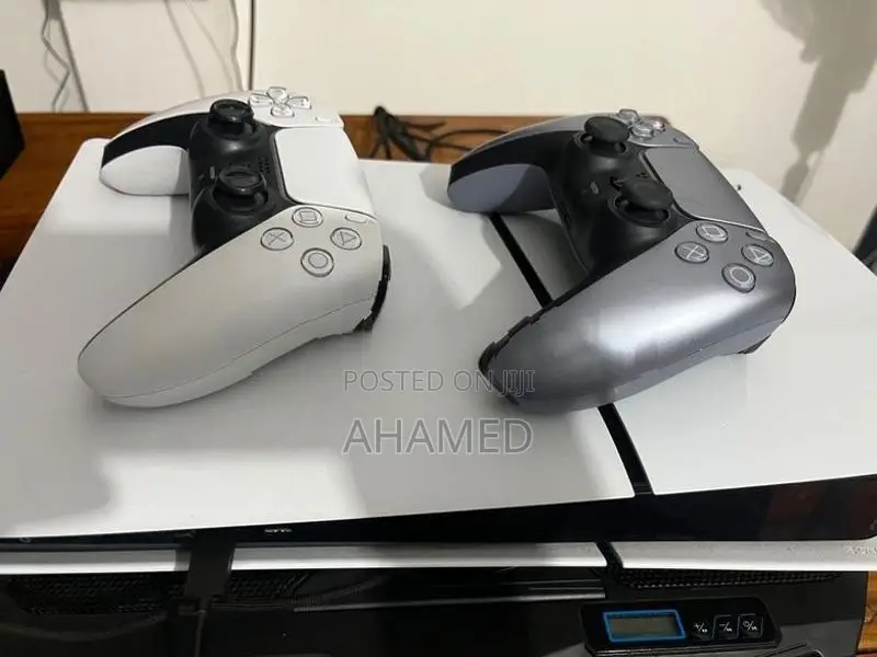 Sony PS5 Slim Disc Edition + 12 Games