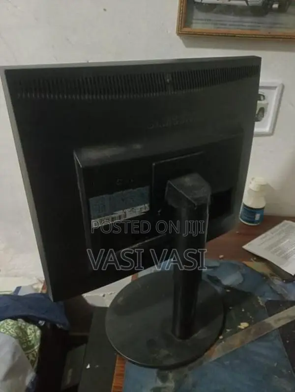 Samsung 19 Inch Monitor