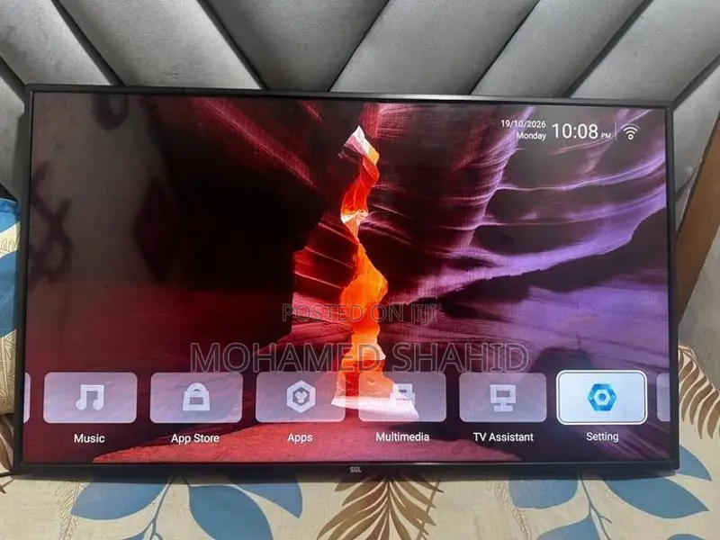 LED 43” Inch Smart TV