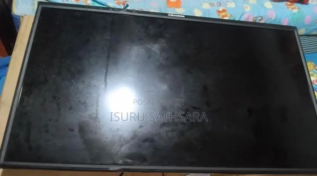 Innovex 32" TV