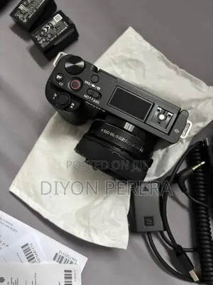 Sony Zv-E10 Mirrorless Camera