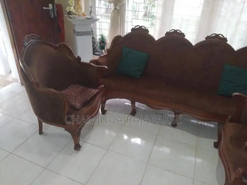 පුටු සෙටියක්