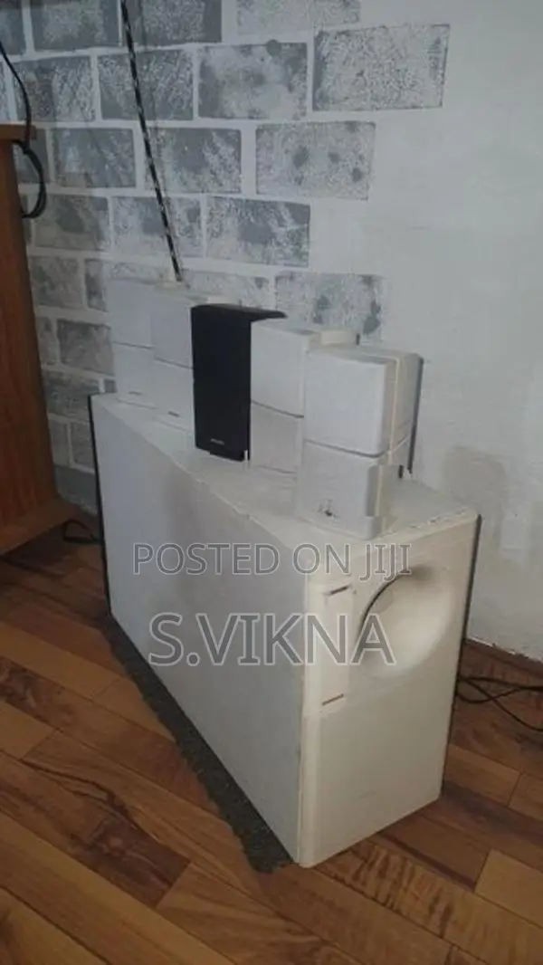 Bose Acoustimass 10 Series Ii With Dual Cube 4pcs White