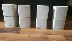 Bose Acoustimass 10 Series Ii With Dual Cube 4pcs White