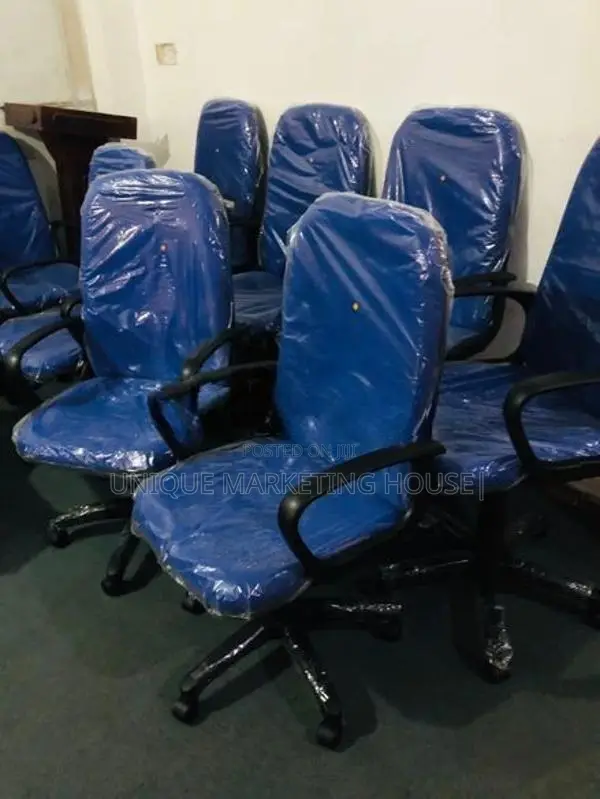 PIYESTRA PREMIUM HI-BK MANAGING CHAIR