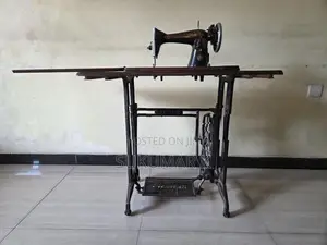 Singer Sewing Machine