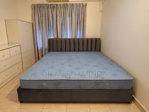 King Size Used Divan Bed With Mattress 6'' X 6.5''
